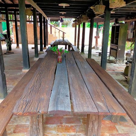 Baanthaeraek Vintage Bungalow Songkhla Buitenkant foto